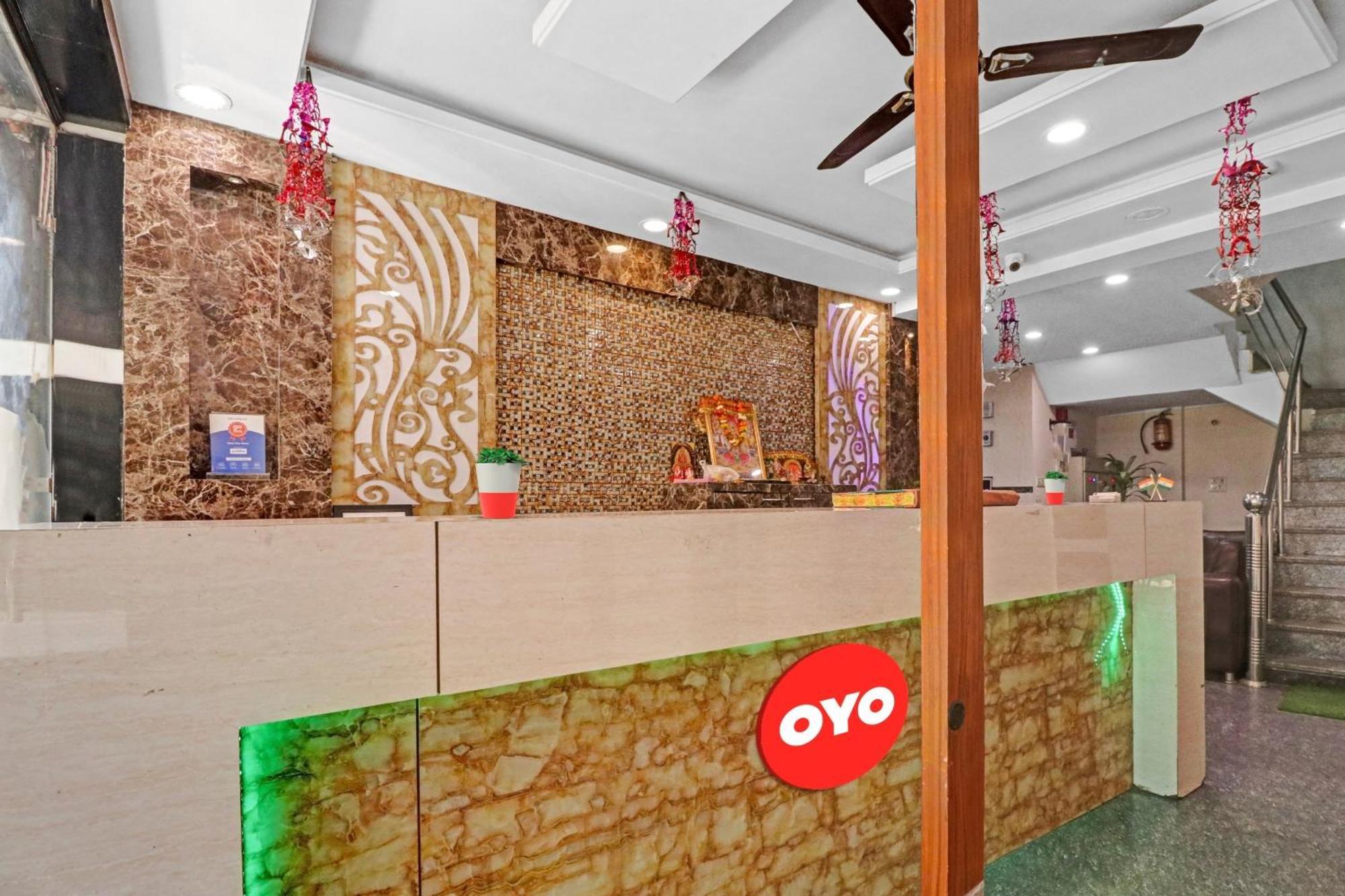 Hotel Stay House Ню Делхи Екстериор снимка